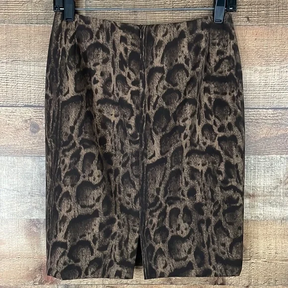 Lafayette 148 New York leopard print wool pencil skirt Size 0 - Picture 3 of 8